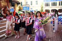 Hà Nội: Các trường học phấn khởi bước vào năm học mới ảnh 14 Hà Nội: Các trường học phấn khởi bước vào năm học mới ảnh 14