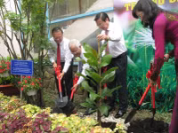 Chủ tịch UBND TPHCM Lê Hoàng Quân dự lễ khai giảng năm học mới ảnh 2