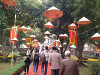 Cánh buồm xuân bay lên từ những vần thơ đất nước ảnh 3