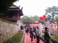 Cánh buồm xuân bay lên từ những vần thơ đất nước ảnh 7