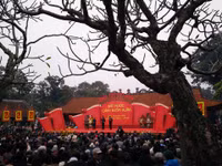 Cánh buồm xuân bay lên từ những vần thơ đất nước ảnh 1