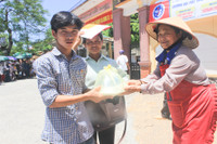 Kiểm tra công tác chuẩn bị thi THPT quốc gia 2016 tại Nghệ An ảnh 4