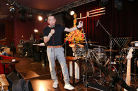 Như Quỳnh gửi lời yêu thương đến mẹ trong ngày 8-3 ảnh 2 Như Quỳnh gửi lời yêu thương đến mẹ trong ngày 8-3 ảnh 2