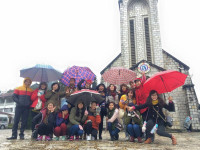 Bạn trẻ Thủ đô đổ xô lên Sa Pa “săn” tuyết ảnh 3