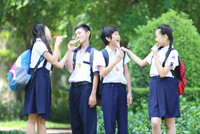 Zoom cận cảnh dây đeo đa năng đang làm mưa làm gió trên những chiếc cặp của giới học trò ảnh 5 Zoom cận cảnh dây đeo đa năng đang làm mưa làm gió trên những chiếc cặp của giới học trò ảnh 5