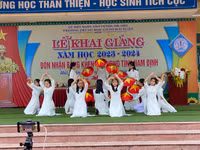 Hình ảnh ấn tượng trong ngày khai giảng tại Nam Định 