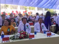 Phó Thủ tướng Trương Hòa Bình dự lễ khai giảng tại trường THPT Võ Văn Kiệt- TPHCM ảnh 2