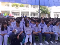 Phó Thủ tướng Trương Hòa Bình dự lễ khai giảng tại trường THPT Võ Văn Kiệt- TPHCM ảnh 4