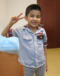 Lần đầu tiên ghép tế bào gốc chữa rối loạn thần kinh ruột ảnh 1