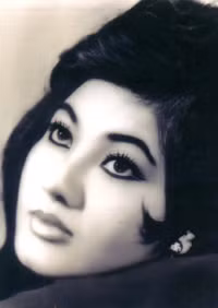 Rò rỉ hình ảnh hiếm hoi mới nhất của minh tinh Thẩm Thúy Hằng ảnh 7