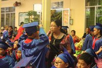 TPHCM: Niềm vui ngày ra trường của học sinh lớp 5 ảnh 4 TPHCM: Niềm vui ngày ra trường của học sinh lớp 5 ảnh 4