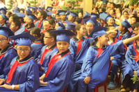 TPHCM: Niềm vui ngày ra trường của học sinh lớp 5 ảnh 1 TPHCM: Niềm vui ngày ra trường của học sinh lớp 5 ảnh 1