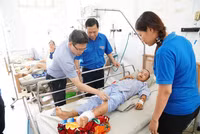  Trung ương Đoàn tập trung triển khai các hoạt động tình nguyện khắc phục hậu quả sau lũ ảnh 2