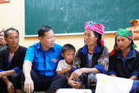 Trung ương Đoàn tập trung triển khai các hoạt động tình nguyện khắc phục hậu quả sau lũ ảnh 1 Trung ương Đoàn tập trung triển khai các hoạt động tình nguyện khắc phục hậu quả sau lũ ảnh 1