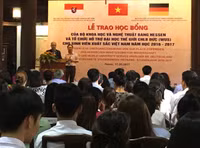 78 sinh viên xuất sắc khu vực Hà Nội nhận học bổng Hessen ảnh 1