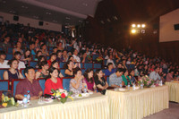 Hà Nội: Học sinh THPT so tài hùng biện tiếng Anh cùng “Kella In Life” ảnh 3 Hà Nội: Học sinh THPT so tài hùng biện tiếng Anh cùng “Kella In Life” ảnh 3