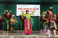 Học sinh trường tiểu học Nghĩa Tân (Hà Nội) hào hứng cùng Festival tiếng Anh ảnh 2