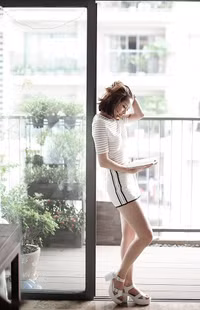 10 hot girl sở hữu gương mặt xinh đẹp nhất Việt Nam ảnh 17