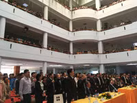 Phó Thủ tướng Vũ Đức Đam trò chuyện với sinh viên Trường ĐH FPT ảnh 5