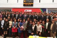 Phó Thủ tướng Vũ Đức Đam trò chuyện với sinh viên Trường ĐH FPT ảnh 4