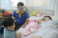 Sản phụ sinh con trên xe taxi tại Nghệ An: Chồng và tài xế vừa mừng vừa run… đỡ đẻ ảnh 3