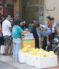 Thí sinh bất ngờ độ khó đề thi Vật lý ảnh 28