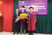 ĐHQG Hà Nội trao Bằng Tiến sĩ danh dự cho giáo sư người Pháp ảnh 1