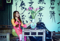 Nữ sinh Ngoại giao tươi tắn bên sen ảnh 7