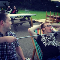 nhung hinh anh khien chi em 