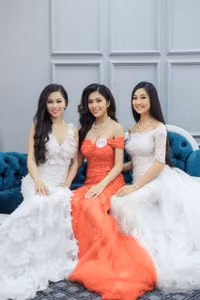 Thí sinh Hoa hậu Việt Nam lộng lẫy với buổi chụp hình trang phục dạ hội ảnh 3