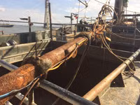 Quảng Bình: Tàu vỏ thép nằm bờ vì không được đăng kiểm ảnh 1