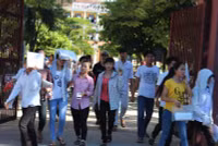 Ngày thi đầu tiên: Những đề thi hay ảnh 10