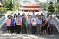 Bộ GD&ĐT tổ chức hoạt động tri ân các thương binh liệt sĩ ảnh 3