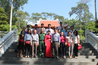 Bộ GD&ĐT tổ chức hoạt động tri ân các thương binh liệt sĩ ảnh 9