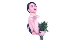 "Nữ hoàng sắc đẹp" bán nude tái xuất ảnh 5