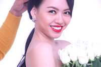 "Nữ hoàng sắc đẹp" bán nude tái xuất ảnh 6