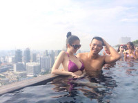 Ngọc Trinh bikini cánh sen khoe vẻ đẹp căng tràn ảnh 1 Ngọc Trinh bikini cánh sen khoe vẻ đẹp căng tràn ảnh 1