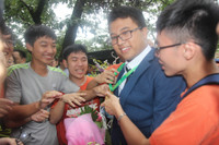 Nghệ An đón mừng các chàng trai ” Vàng” trở về ảnh 6 Nghệ An đón mừng các chàng trai ” Vàng” trở về ảnh 6