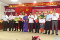 Nghệ An đón mừng các chàng trai ” Vàng” trở về ảnh 8 Nghệ An đón mừng các chàng trai ” Vàng” trở về ảnh 8