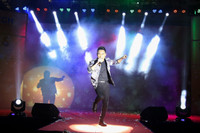 Đêm hội văn hóa đầy sôi động chào năm học mới của sinh viên HUTECH ảnh 4