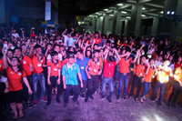 Đêm hội văn hóa đầy sôi động chào năm học mới của sinh viên HUTECH ảnh 9