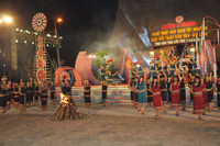 Ấn tượng lễ khai mạc Liên hoan nghệ thuật dân gian Tây Nguyên 2016 ảnh 4