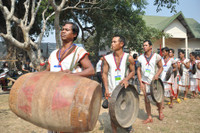 Say cùng vũ điệu cồng chiêng ảnh 9