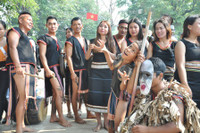 Say cùng vũ điệu cồng chiêng ảnh 6