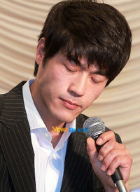 Những mỹ nam côn đồ của showbiz Hàn 2