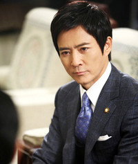 Những mỹ nam côn đồ của showbiz Hàn 8