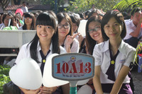 Bí thư Thành ủy TP HCM dự lễ khai giảng năm học mới ảnh 6