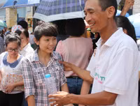 Tình thân vô giá ảnh 15