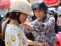 Tình thân vô giá ảnh 14