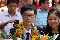 Trường Quốc học Huế vinh danh học sinh đạt huy chương vàng Olympic sinh học ảnh 3